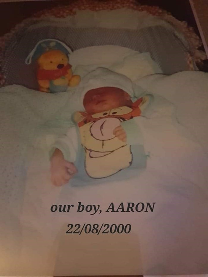 Aaron Nicholls  22/8/2000